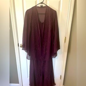 Beautiful burgundy dress for that formal party or mother of the bride.